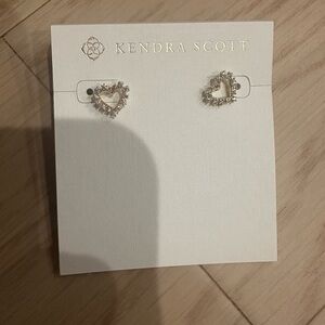 Kendra Scott Gold Heart Earrings